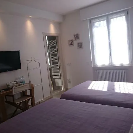 Di Mara E Stefano Bed & Breakfast Verona